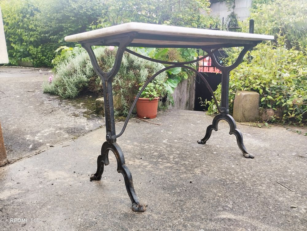 table de bistrot Pierre Ouvrier Meubles