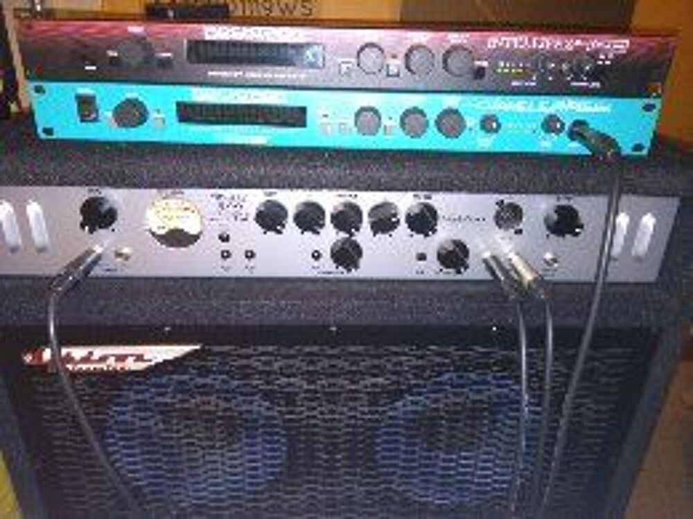 ROCKTRON One Line CHAMELEON Instruments de musique