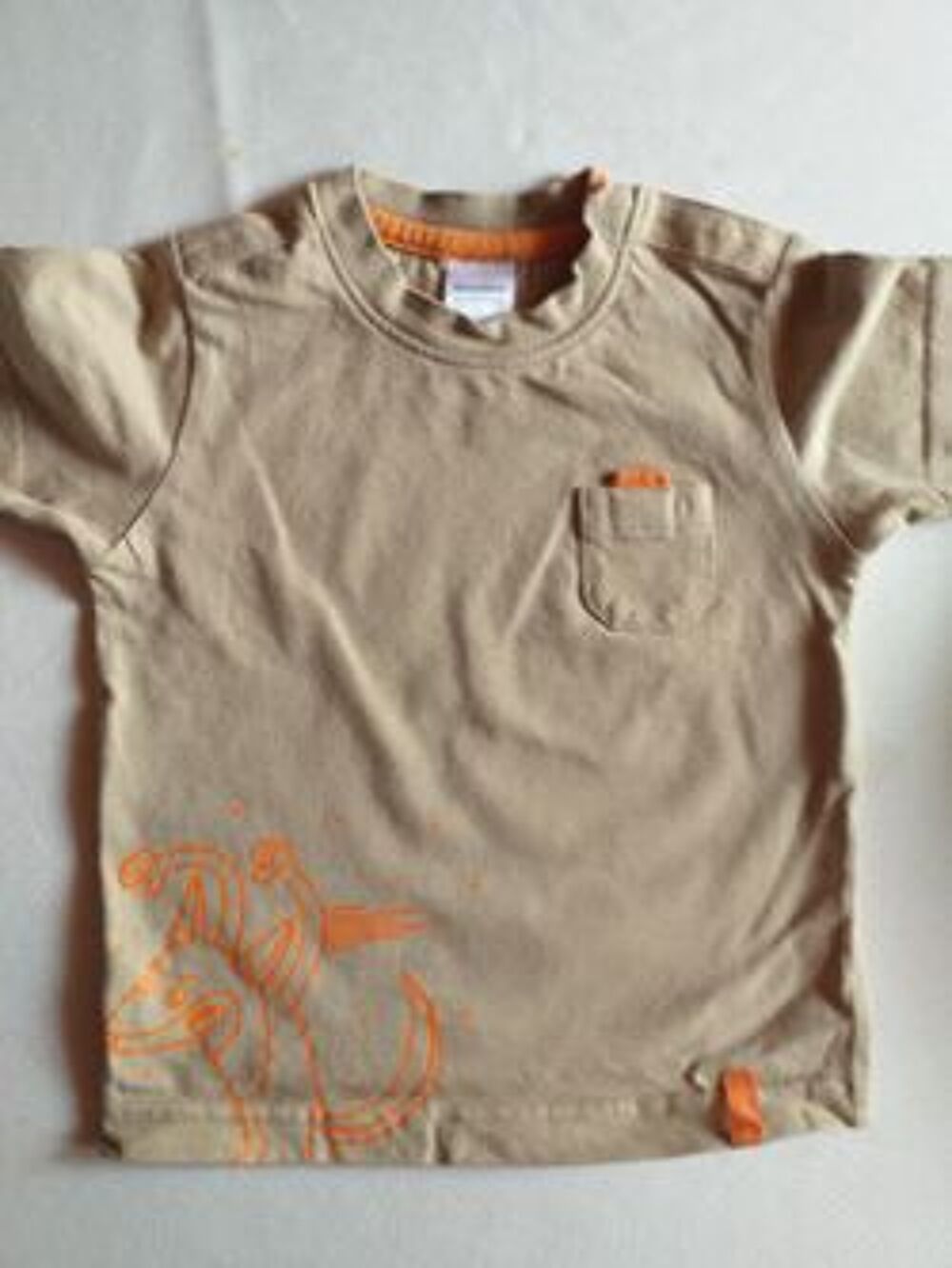 TEE SHIRT+ PANTACOURT GARCON TAILLE 18 MOIS Puériculture