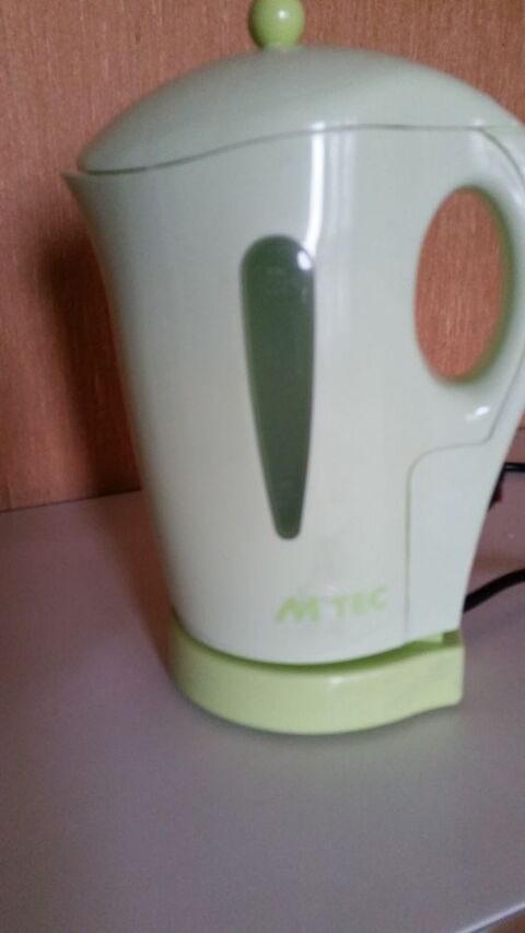Bouilloire �lectrique Mtec 10 Paris 13 (75)