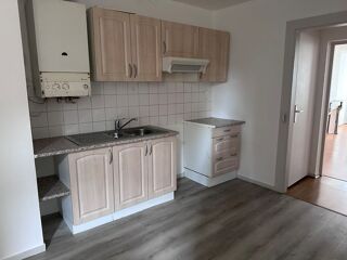  Appartement à louer 3 pièces 80 m²