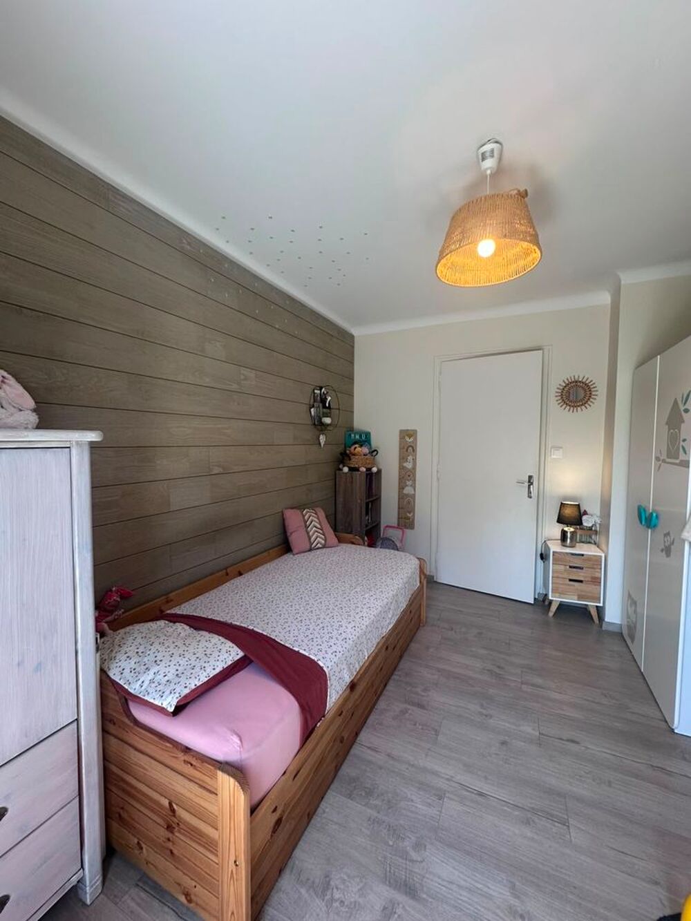 Vente Appartement T3 59 m² dernier étage, garage, parking, combles aménagés Cluses