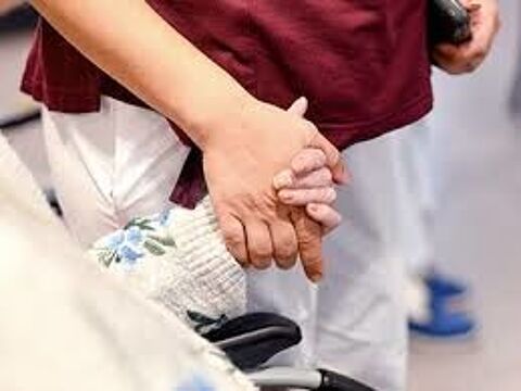 je propose mes services comme assistant de vie 0 62820 Libercourt