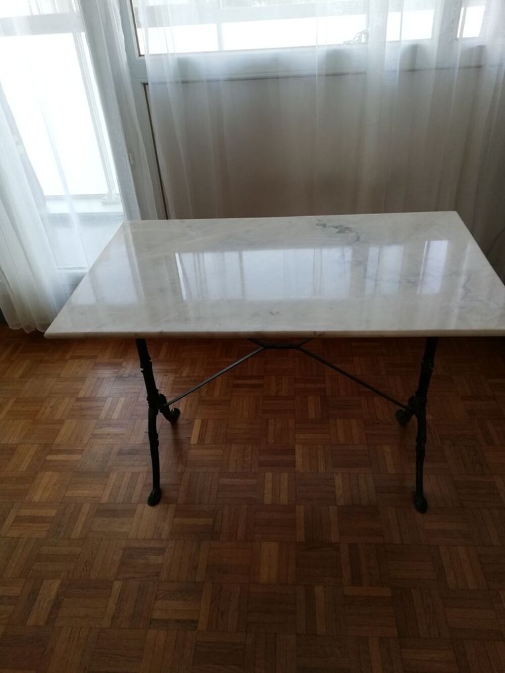 table bistrot Meubles