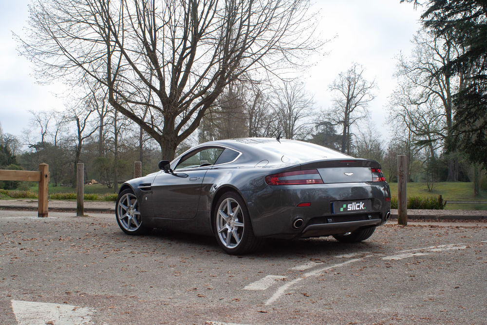 Vantage 2007 occasion 75015 Paris