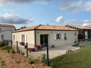  Maison à louer 3 pièces 70 m² Bournezeau