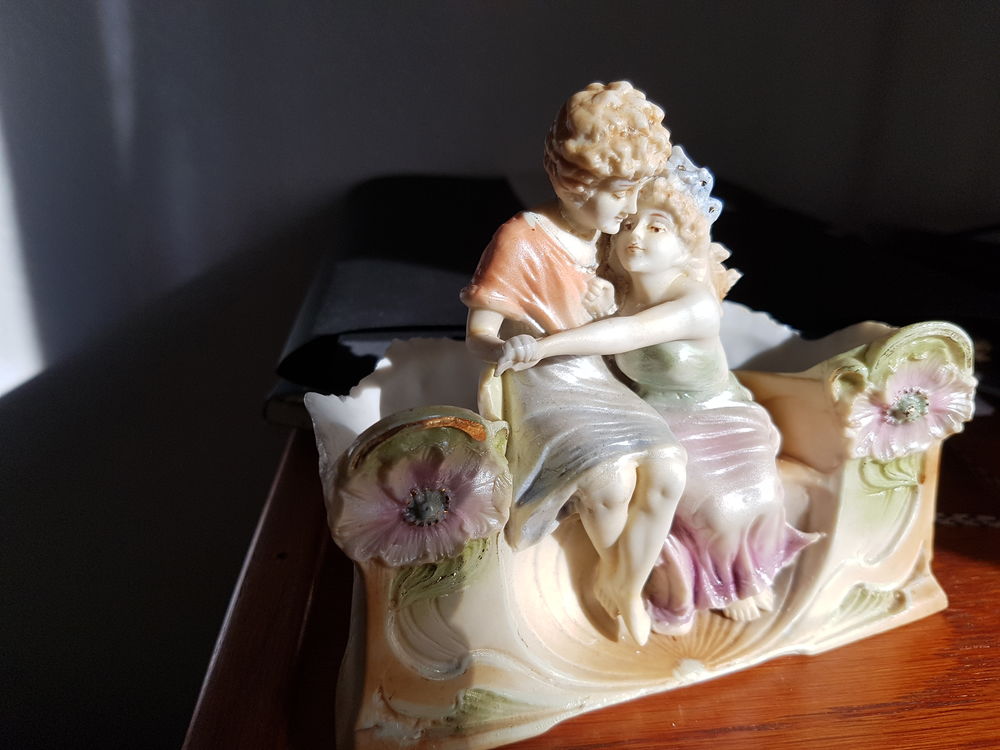 Trois figurines en porcelaine Décoration