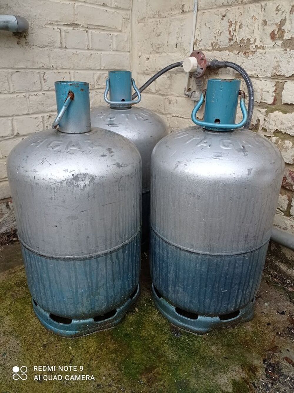 3 boutelles de gaz propane Electroménager