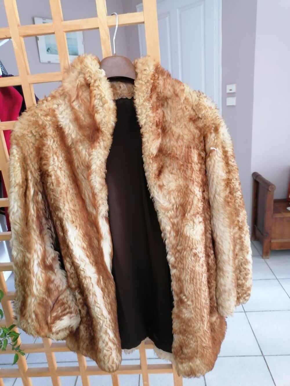 Veste en agneau de Toscane, Vêtements