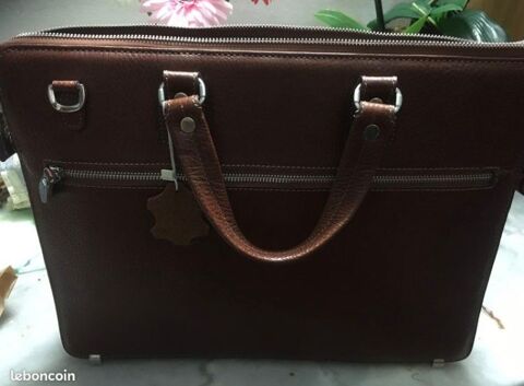 Cartable en cuir  150 Gonesse (95)