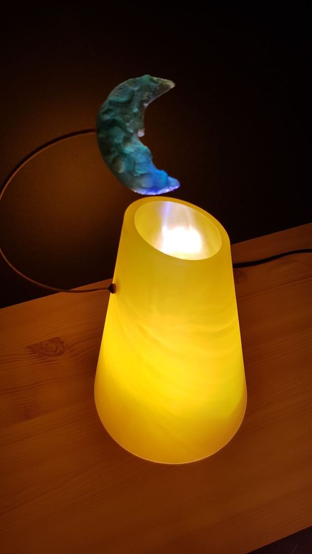 Lampe de chevet p&acirc;te de verre jaune style contemporain Décoration