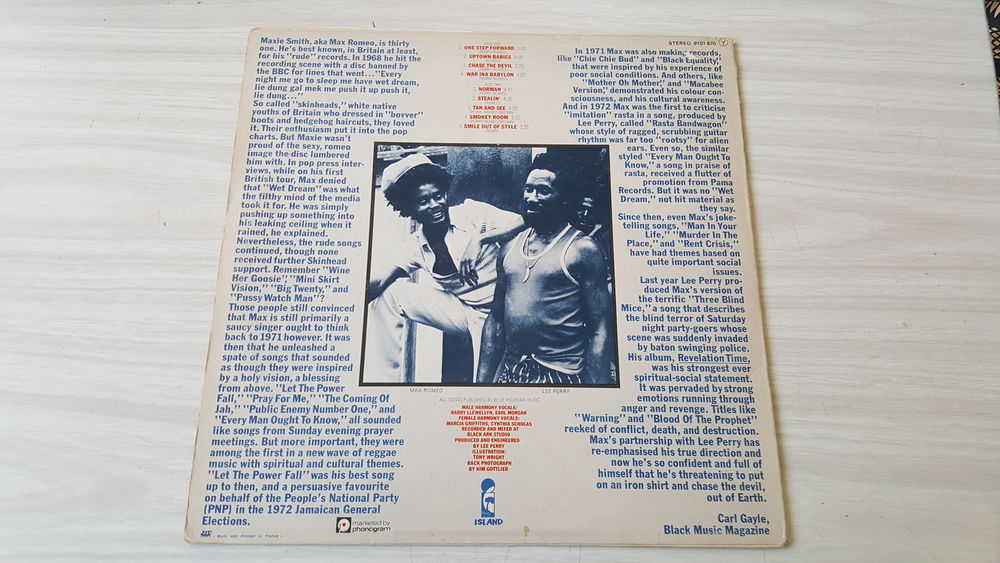 33 TOURS MAX ROMEO &amp; THE UPSETTERS War ina Babylon CD et vinyles