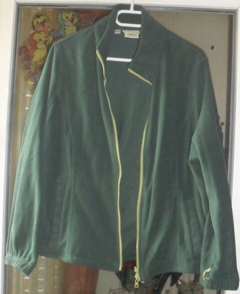 Blouson molletonn� Bon Prix Collection femme taille 52. 20 Montreuil (93)