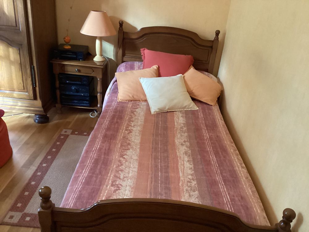 Chambre en ch&ecirc;ne clair Meubles