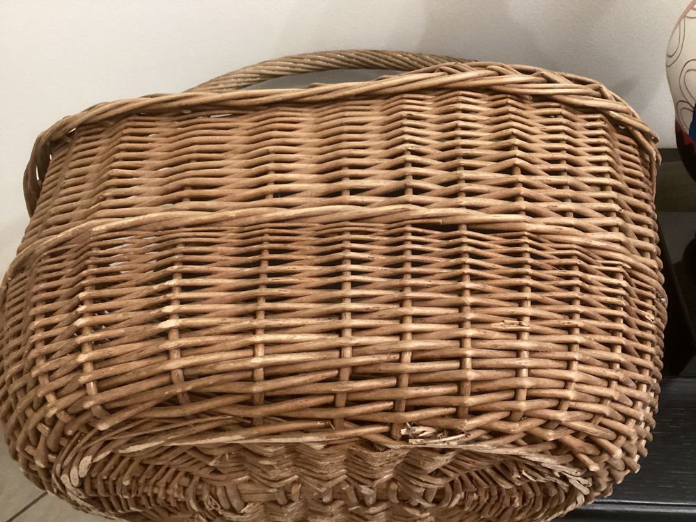 Panier vintage en Osier 1950 Décoration