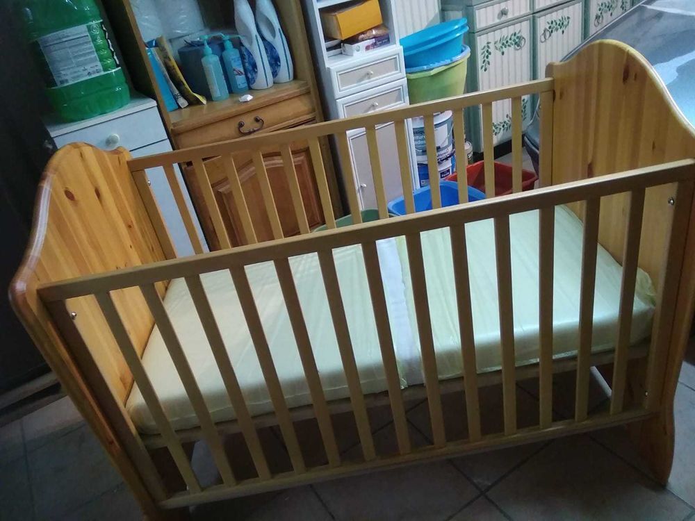 lit pour b&eacute;b&eacute; Mobilier enfants