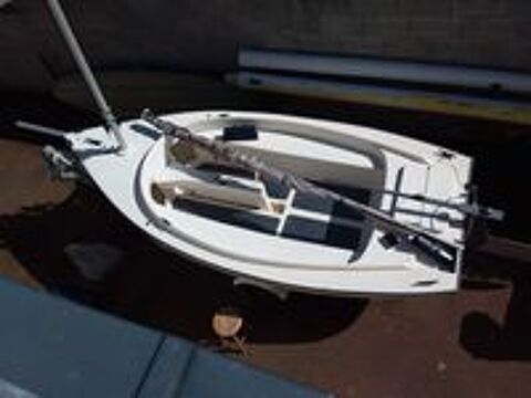 Monocoque 2011 occasion 35260 Cancale