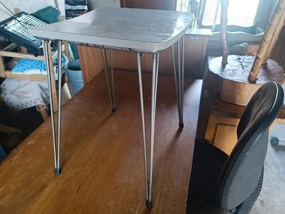 TABOURET VINTAGE PIED CHROME FORME RARE Meubles