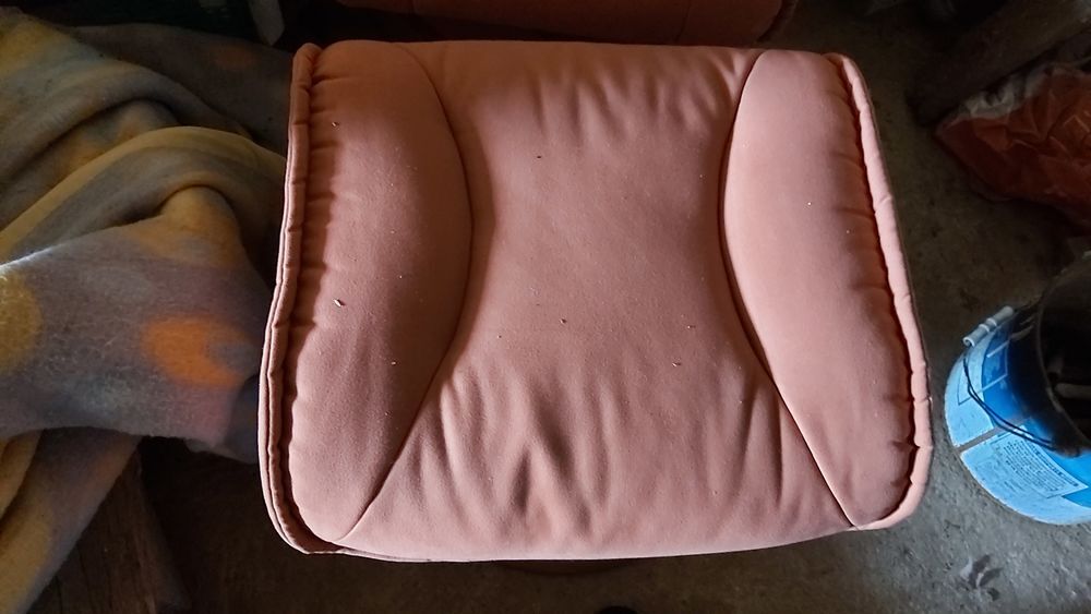 Fauteuil avec repose pied Meubles