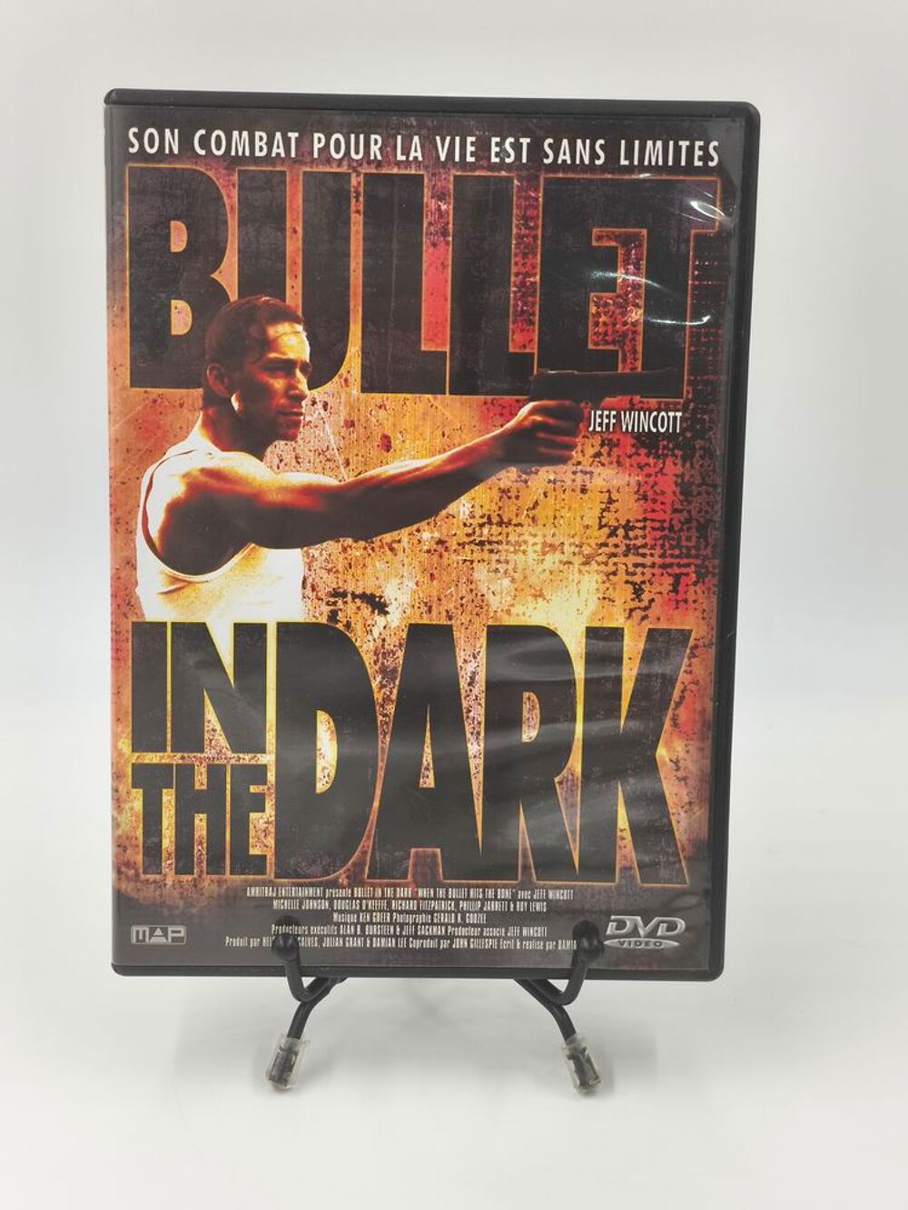 Film DVD Bullet in the Dark en boite DVD et blu-ray