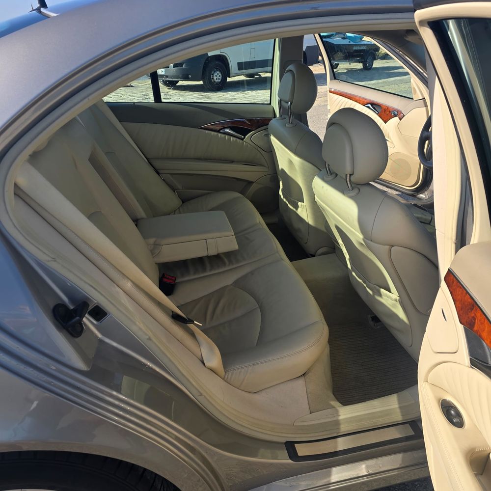 Classe E E 200 CDI El&eacute;gance Edition 2004 occasion 17450 Saint-Laurent-de-la-Pr&eacute;e