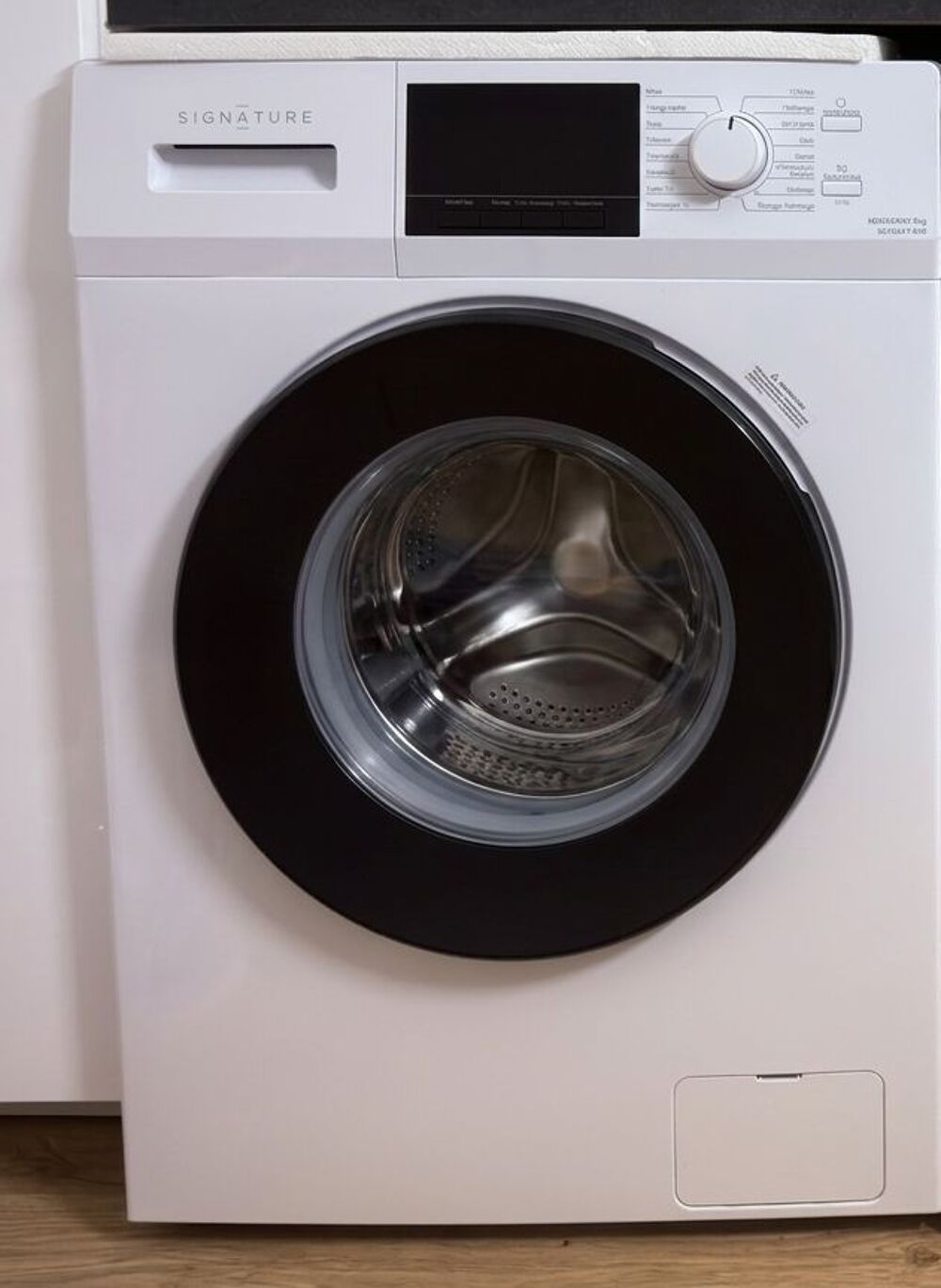 machine &agrave; laver 8kg presque neuve Electroménager