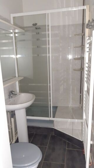  Appartement à louer 2 pièces 39 m²