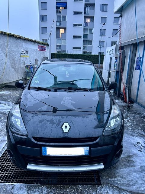 Renault Clio III TomTom Edition 2011 occasion Lyon 69002