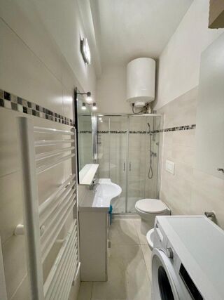  Appartement à louer 2 pièces 31 m²