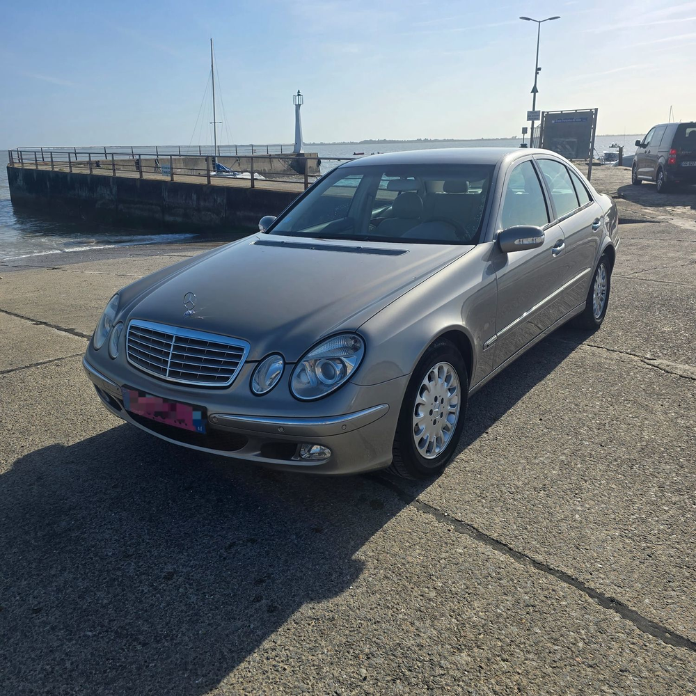 Classe E E 200 CDI El&eacute;gance Edition 2004 occasion 17450 Saint-Laurent-de-la-Pr&eacute;e