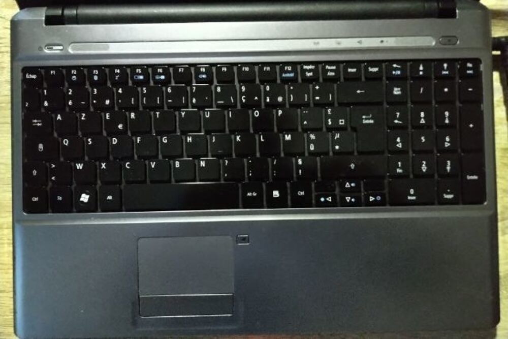 Ordinateur Portable Laptop ACER Windows 10 Intel RAM 700 GO Matériel informatique