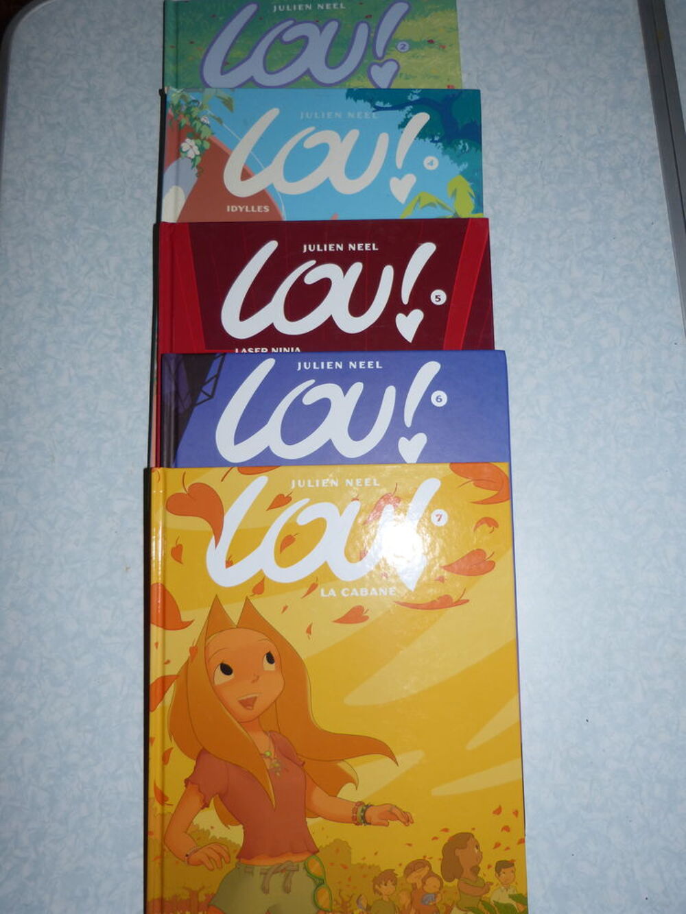 BD LOU a choisir lisez tout le texte Livres et BD