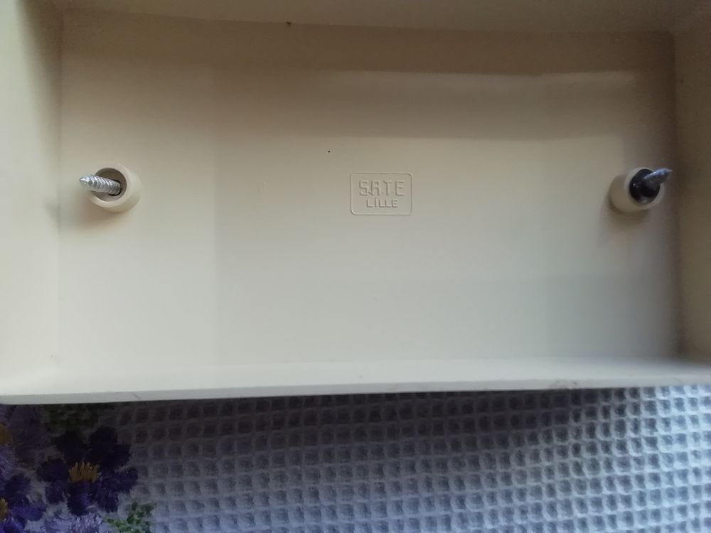 R&eacute;glette t&eacute;l&eacute;phonique ou autre neuve 24 plots Bricolage