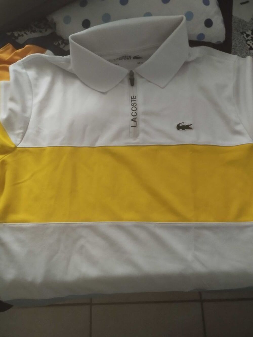 v&ecirc;tements Lacoste divers, haut, bas Vêtements
