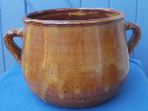 POT en terre cuite verniss�e avec 2 anses 15 Montauban (82)