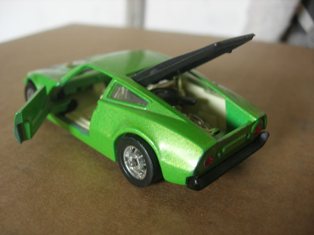 Ford GT 70 1/43 Corgi Toys 