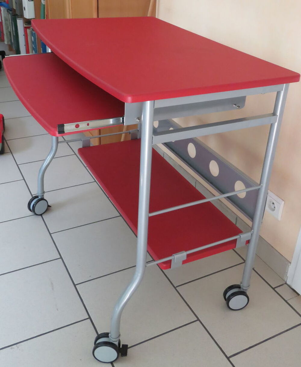 Bureau informatique rouge Meubles