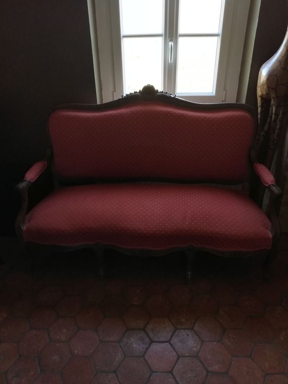Salon Louis XV Canap&eacute;, 2 fauteuils accoudoirs, 2 chaises Meubles
