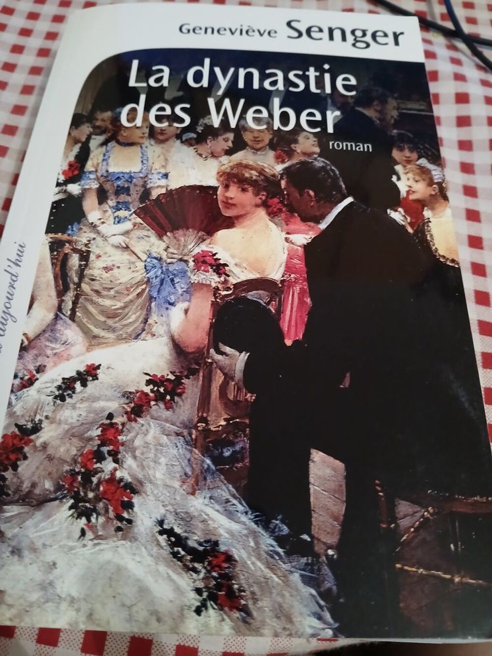 LIVRE LA DYNASTIE DES WEBER Livres et BD