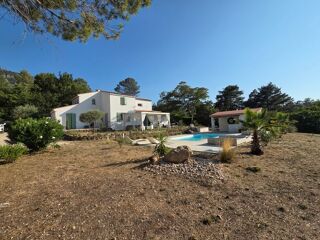  Villa à vendre 5 pièces 172 m² La celle