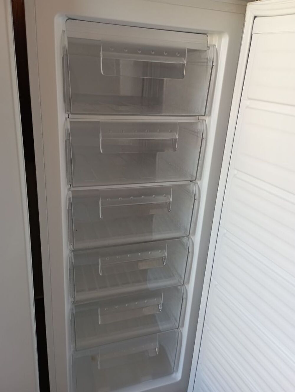 frigo cong&eacute;lateur Electroménager