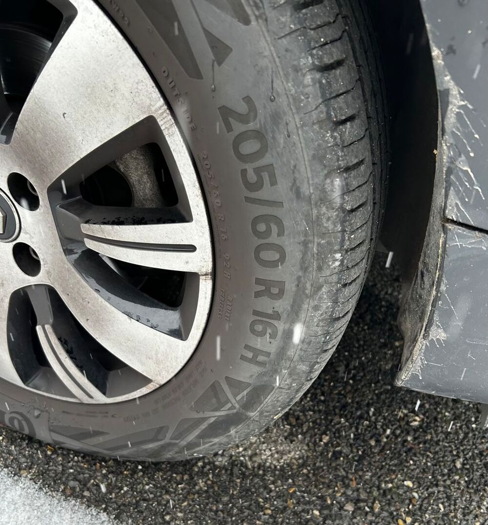 4 pneus &eacute;t&eacute; Continental EcoContact 205/60 R16 92H ? Tr&egrave;s bon Sports