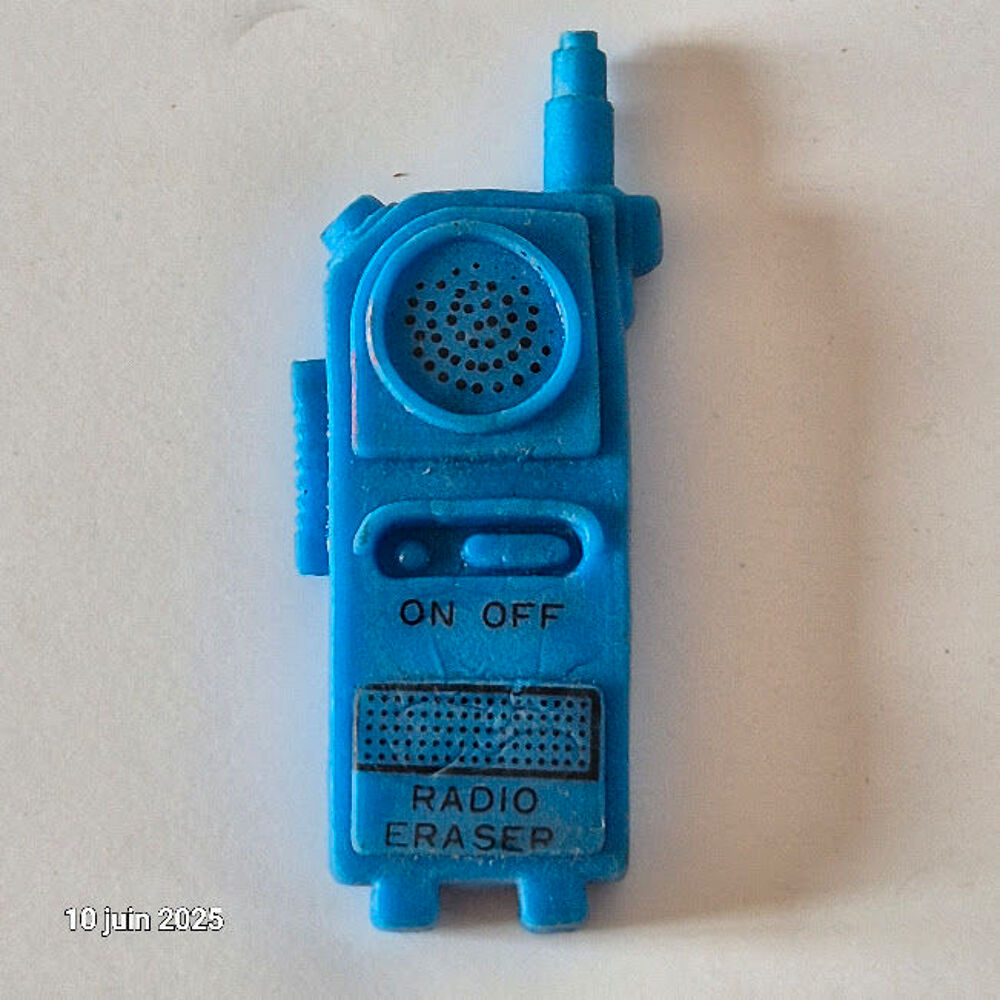 Rare, 3 gommes pour collection, telephone ou talkies-walkies 