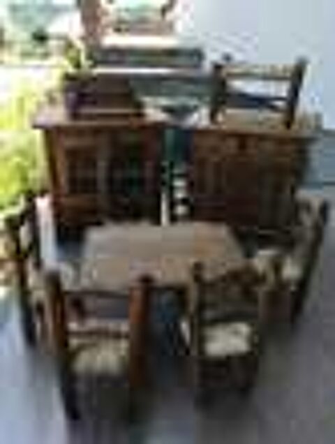 lot de meubles miniatures. Jeux / jouets