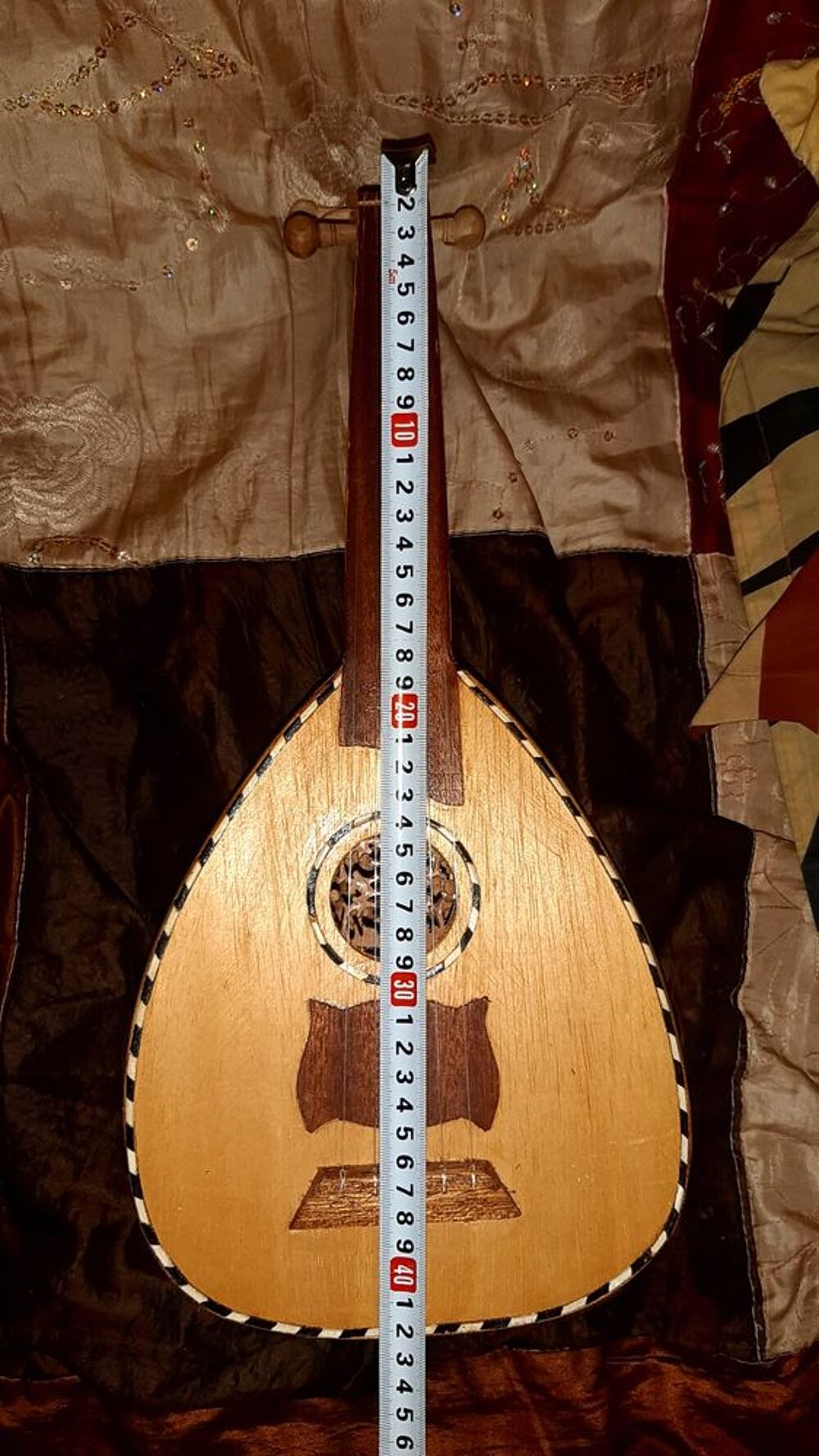 Petit luth (oud) Instruments de musique