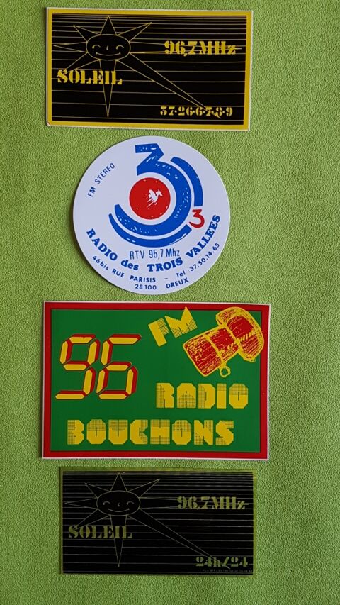 RADIOS FM PHOTO 28 0 Paris 11 (75)
