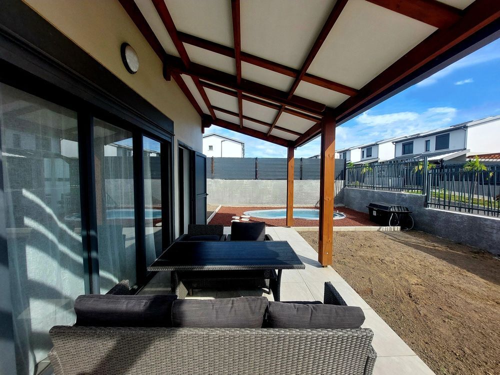 Location Colocation Chambre en dans villa dispo à partir du 10 juillet sur Saint-pierre