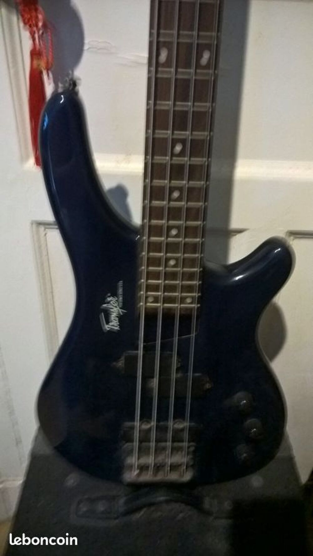 BASS 4 cordes + Housse TABAGO Instruments de musique
