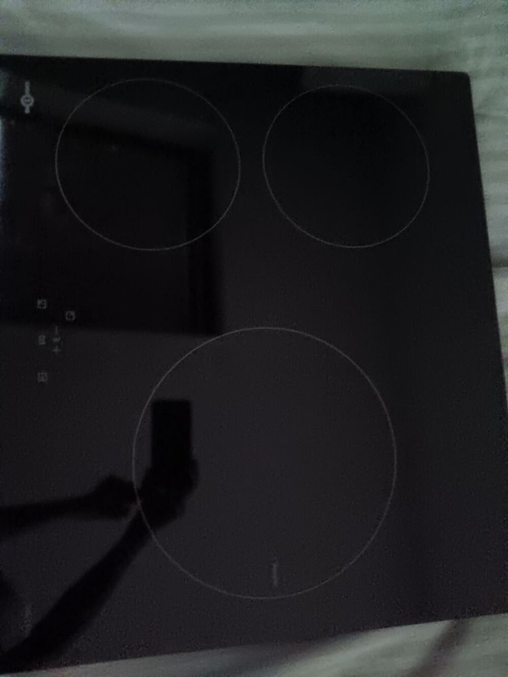 PLAQUES A INDUCTION Electroménager