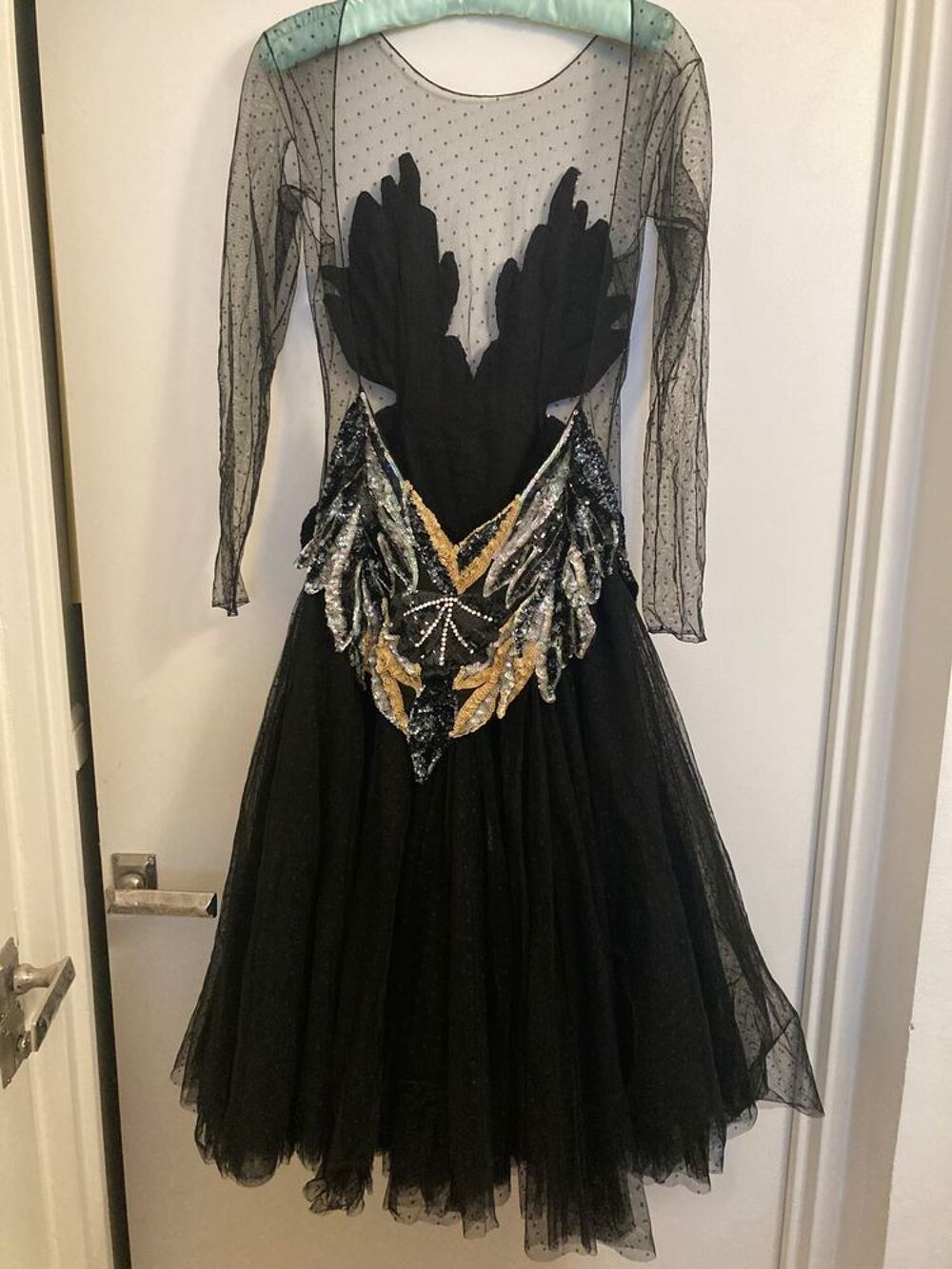 Robe du soir sequin papillon Vêtements
